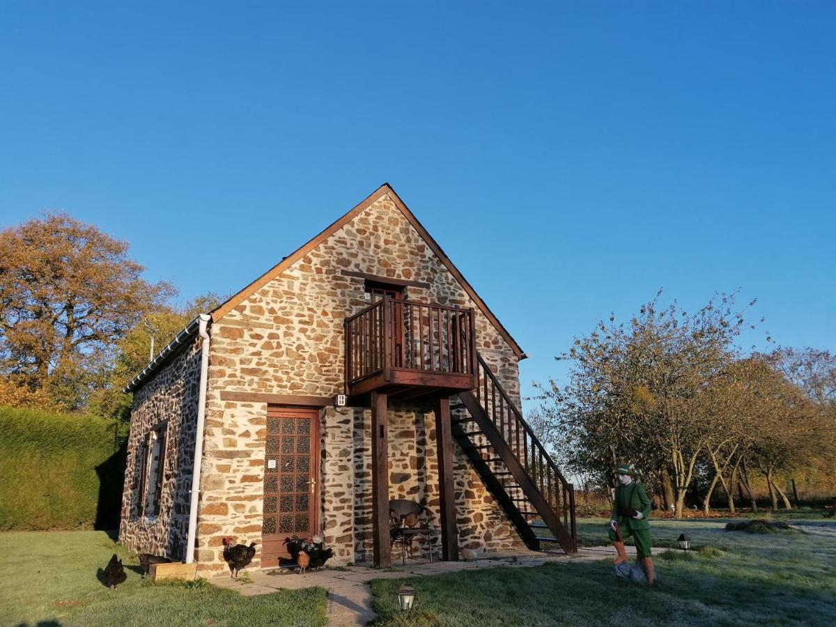 La Petite Boulangerie, Chambre D'Hotes Independante Bed & Breakfast Vaubadon Exterior photo